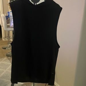 Men’s large black lululemon hooded sleeveless shirt.